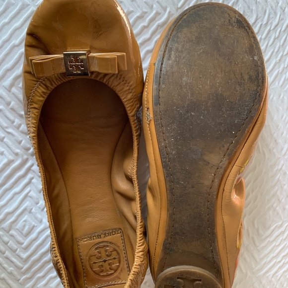 Tory Burch Flats - Picture 1 of 3